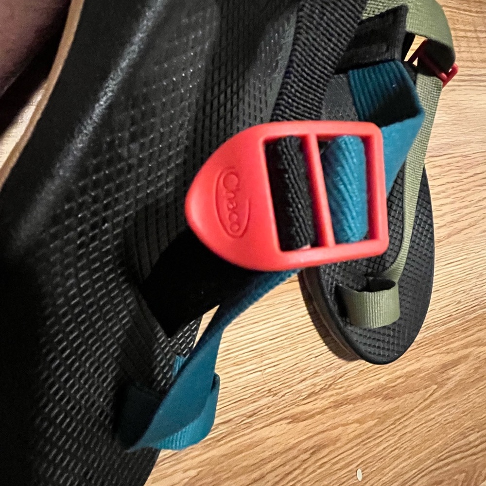 Chaco Black, Green, and Blue Sandals bodhi women's Size 9 like new - Picture 5 of 5